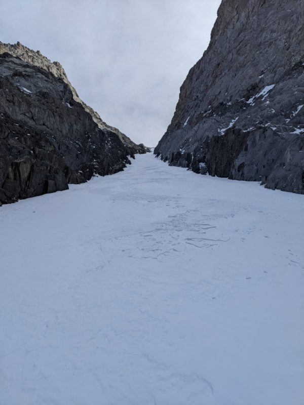 Edgeable chalk conditions in the couloir
