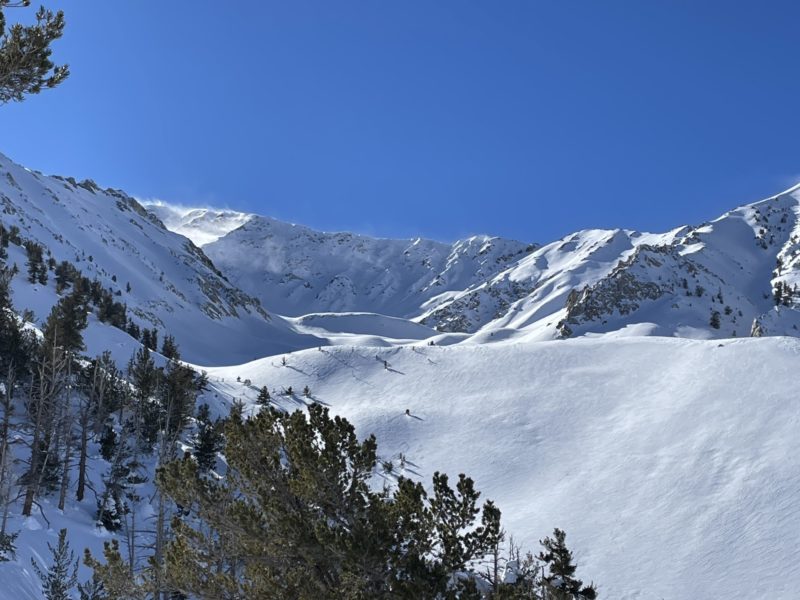 View up the canyon to the headwall from 9,000 ft. Blowing snow from NE winds only seemed an issue above 10-11k fr