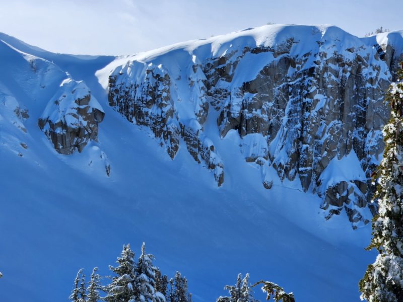 Small avalanche crowns near Hollywood Chute