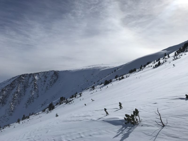 Cornices at the top of the main avalanche paths on Red Mtn