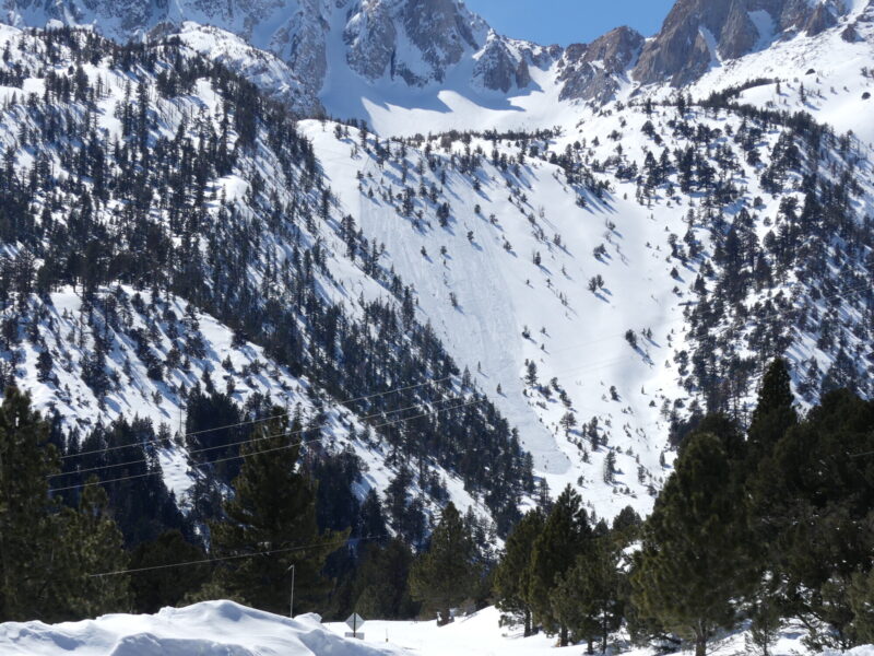 Remotely triggered avalanche in V Bowl released around 2 pm 3/31/23