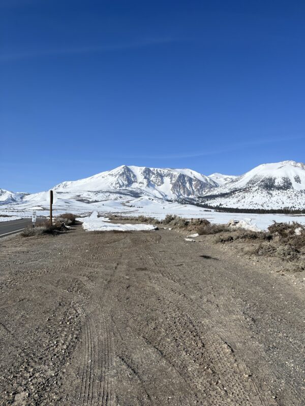 Snow coverage at the intersection with Parker Lake Rd.