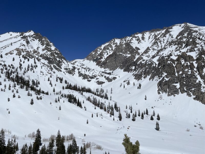 Looking back towards Kearsarge peak over Onion Valley