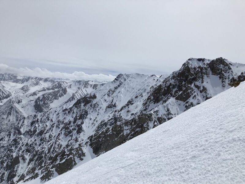 Cold snow on N aspects above 10,500'. Above 12,000 E facing snow is still transitioning. Melt-freeze and developing corn snow up to 12,500' on SE.